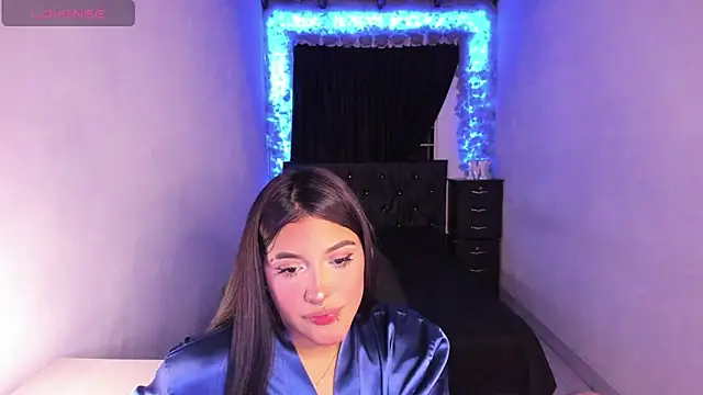 Mariana Hasper  online show from 02/13/25, 12:13