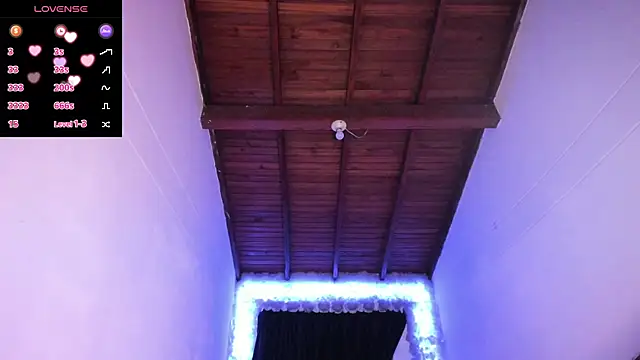 Mariana Hasper  online show from 01/07/25, 01:17