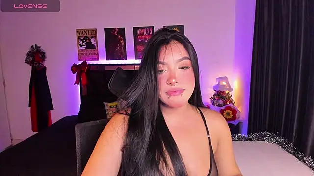 Mariana Hasper  online show from 12/17/25, 03:11