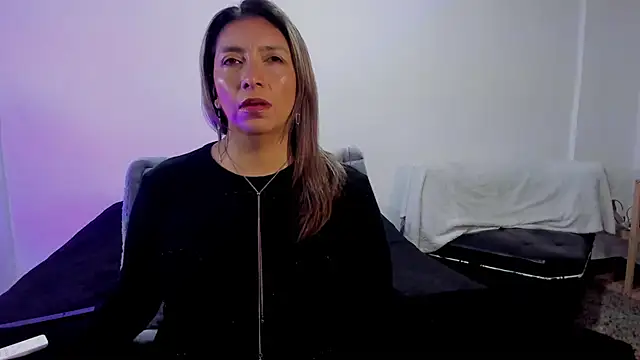 MichelleManson online show from 10/14/25, 09:21