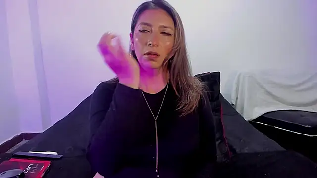 MichelleManson online show from 09/27/25, 09:37