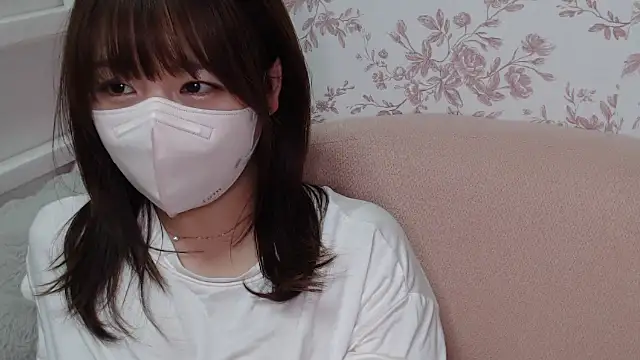 mei hosina online show from 10/20/25, 03:56