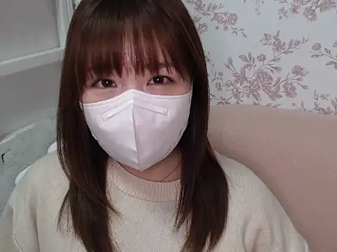 mei hosina online show from 10/22/25, 03:22