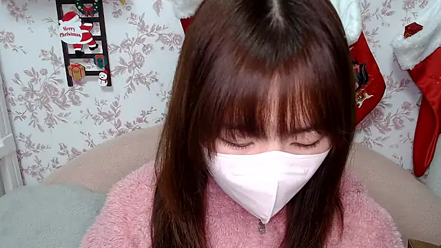 mei hosina online show from 12/22/25, 03:34