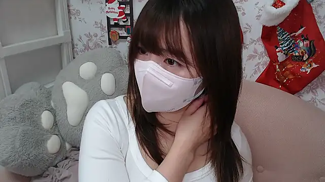 mei hosina online show from 12/15/25, 05:02