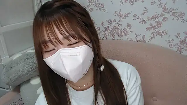 mei hosina online show from 05/22/26, 03:43