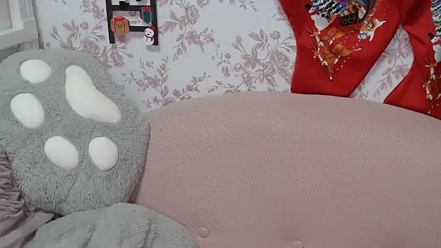 mei hosina online show from 11/21/25, 03:44