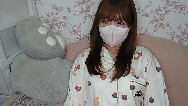 mei hosina online show from 04/08/26, 03:35