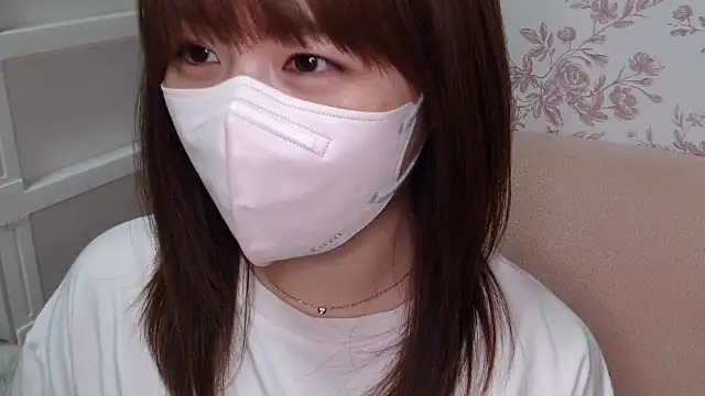 mei hosina online show from 09/11/25, 02:28