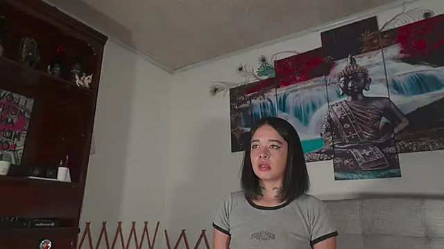 ariana-white- online show from 02/07/26, 01:57