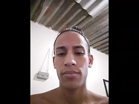 Snapshot of AlexaWarner chatting on 11/27/25, 04:29 AlexaWarner online show from 11/27/25, 04:29