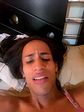 AlexaWarner online show from 12/21/25, 02:52