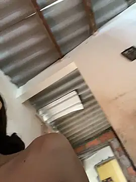 Snapshot of AlexaWarner chatting on 12/14/25, 04:12 AlexaWarner online show from 12/14/25, 04:12