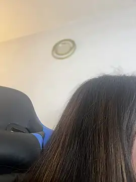 AlessiaVix online show from 03/19/25, 09:16