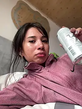 AlessiaVix online show from 01/24/25, 07:07