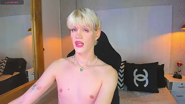 VladHellsing4 online show from 03/04/26, 02:36