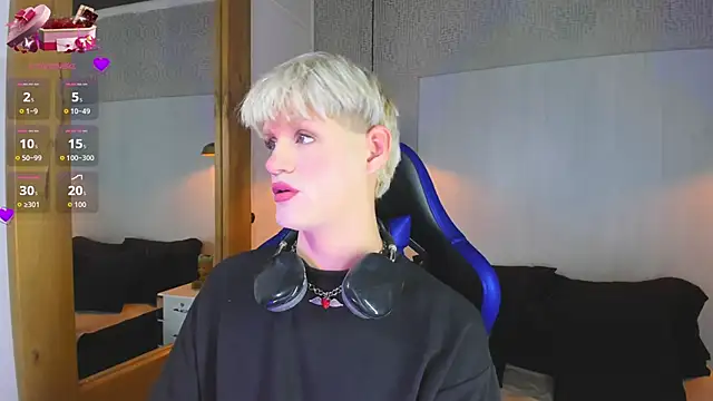 VladHellsing4 online show from 03/21/26, 02:21