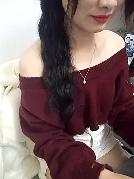 Snapshot of Lovely_kute chatting on 02/16/25, 03:59 Lovely kute online show from 02/16/25, 03:59