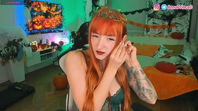 Anna Prince online show from 10/30/25, 05:06