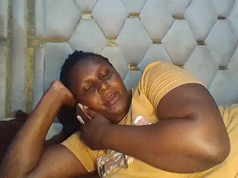 Kichuna  online show from 12/17/25, 04:45