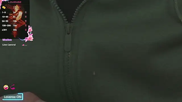 TopazCamgirl online show from 02/08/26, 04:59