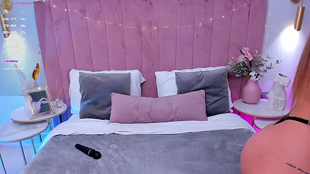 MilaVoxx online show from 02/20/25, 05:44