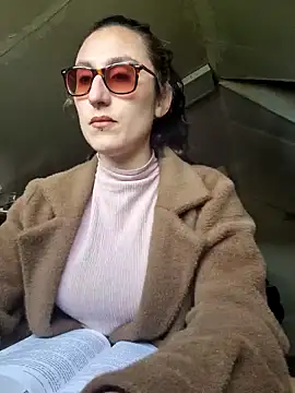 Afrania online show from 10/28/25, 04:39