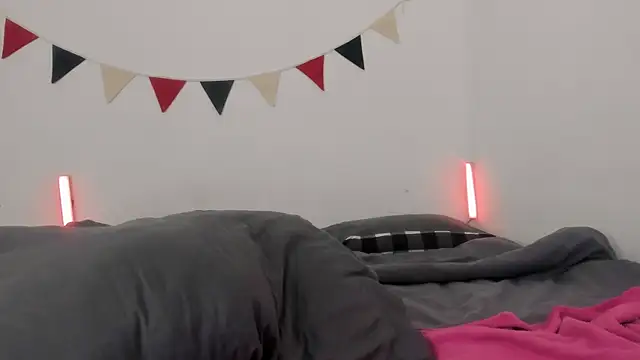 MiaDavis21 online show from 10/15/25, 04:15