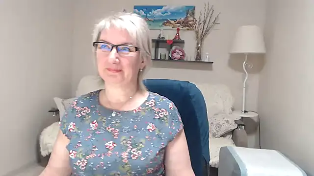 FleurMays online show from 03/10/26, 05:22