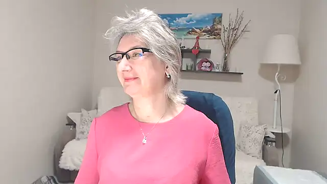 FleurMays online show from 11/25/25, 04:35