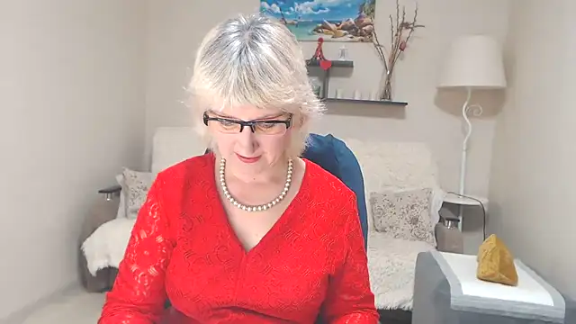 Snapshot of FleurMays chatting on 03/16/25, 10:00 FleurMays online show from 03/16/25, 10:00