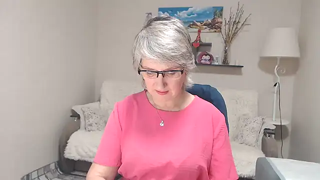 FleurMays online show from 11/21/25, 12:26