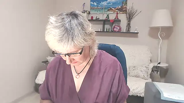 FleurMays online show from 05/31/26, 04:07