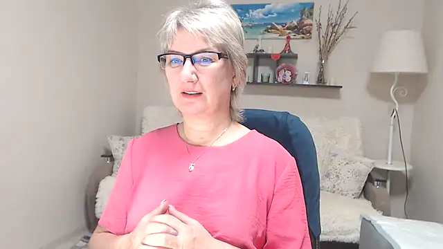 FleurMays online show from 10/28/25, 03:07