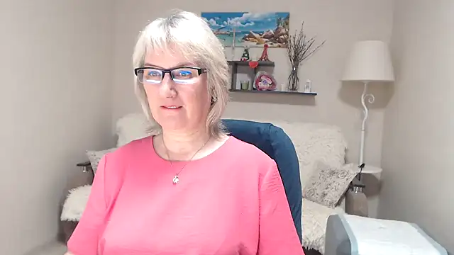 FleurMays online show from 04/28/26, 07:13
