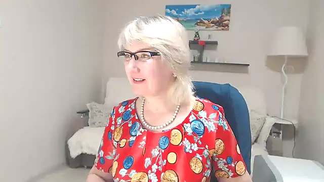 Snapshot of FleurMays chatting on 03/21/25, 10:50 FleurMays online show from 03/21/25, 10:50