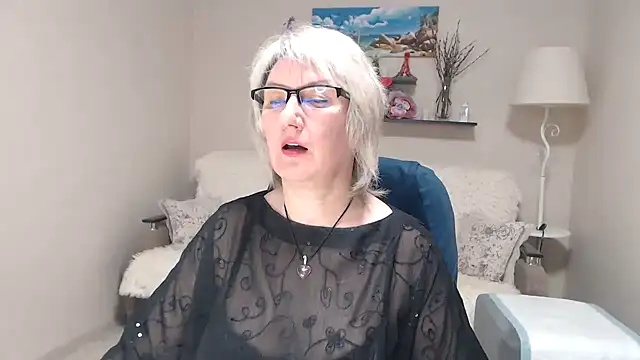 FleurMays online show from 04/15/26, 11:05