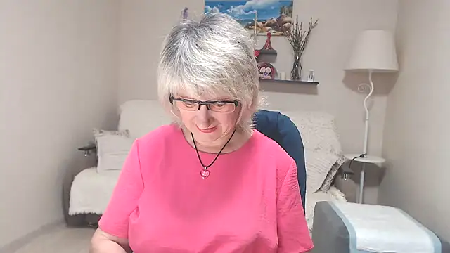 Snapshot of FleurMays chatting on 07/09/26, 10:37 FleurMays online show from 07/09/26, 10:37