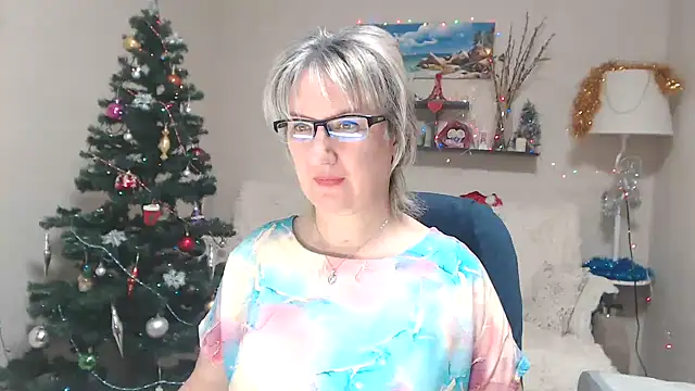 FleurMays online show from 12/17/25, 05:34