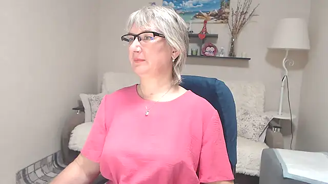 FleurMays online show from 10/31/25, 12:13