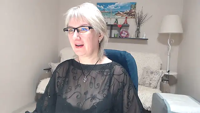 FleurMays online show from 04/14/26, 03:44