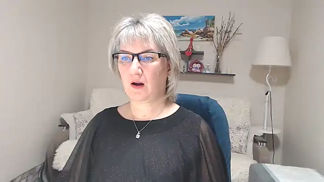 FleurMays online show from 11/08/25, 05:00