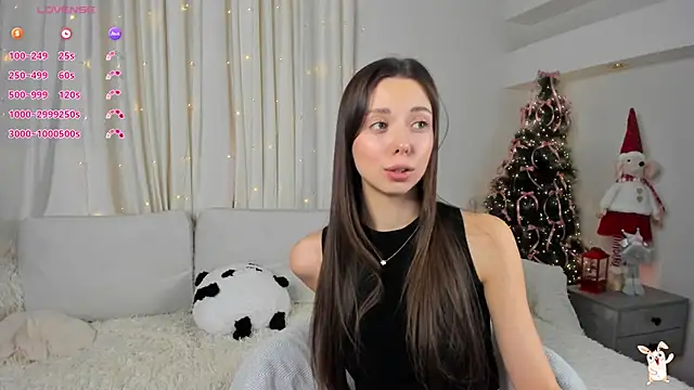 Snapshot of Goldy_Grace_ chatting on 12/18/25, 11:58 Goldy Grace online show from 12/18/25, 11:58