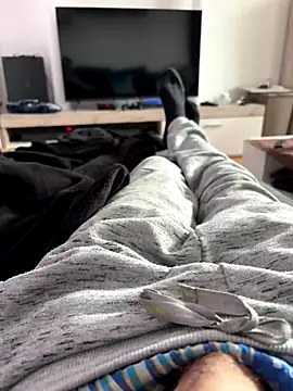 Ben291113 online show from 11/12/25, 09:57