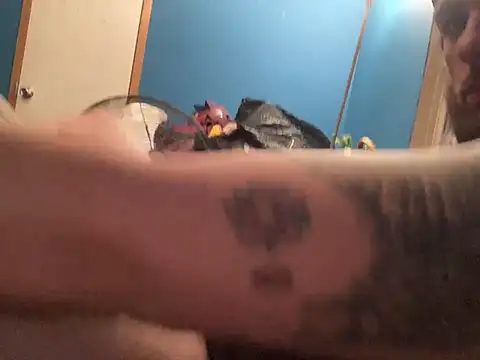 Snapshot of MyNameJeff1856 chatting on 12/25/24, 02:25 MyNameJeff1856 online show from 12/25/24, 02:25