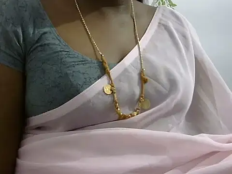 Snapshot of Hot_akshara chatting on 10/10/25, 04:41 Hot akshara online show from 10/10/25, 04:41