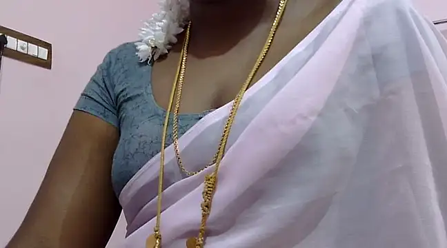 Snapshot of Hot_akshara chatting on 02/21/25, 01:33 Hot akshara online show from 02/21/25, 01:33