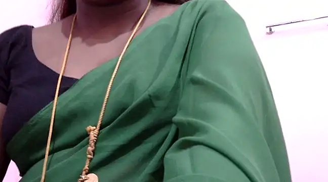 Snapshot of Hot_akshara chatting on 02/19/25, 02:44 Hot akshara online show from 02/19/25, 02:44