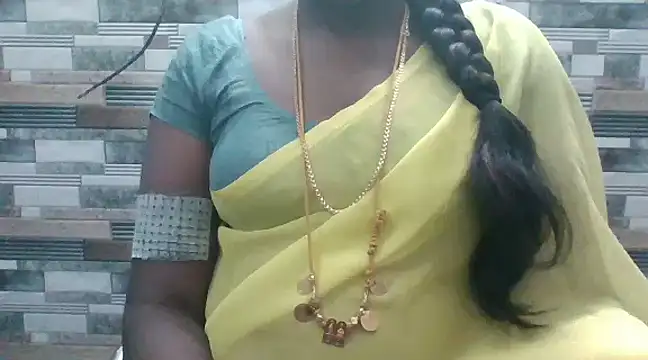 Snapshot of Hot_akshara chatting on 12/05/24, 05:44 Hot akshara online show from 12/05/24, 05:44