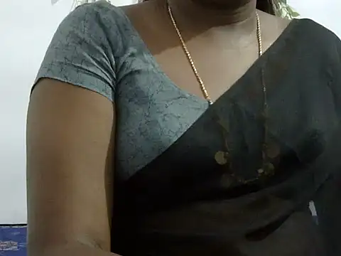 Snapshot of Hot_akshara chatting on 10/05/25, 01:02 Hot akshara online show from 10/05/25, 01:02